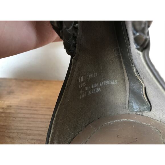 MIA Kios Synthetic Vegan Faux Leather Bronze Zip Up Gladiator Sandals 7 37.5 - Picture 8 of 8